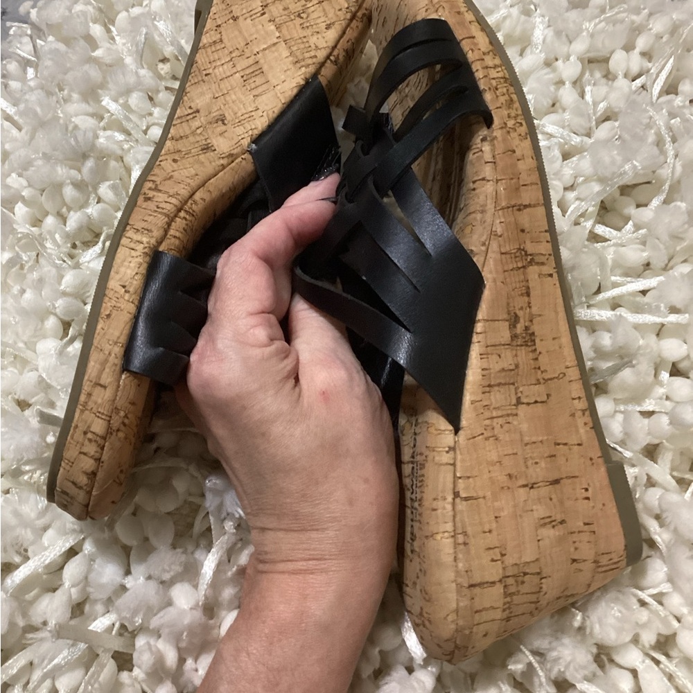 50% Off! 3 Days! NWOT -Cloudwlkrs  - Black Weave Wedges - Never Worn - Size 10W! - Picture 2 of 11